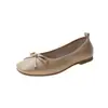 Sapatos femininos plus size para comércio exterior transfronteiriço, tamanhos 41 a 43, mocassins de sola macia estilo francês, sapatos baixos para noite, sapatos slip-on rasos