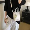 Bolso de Mano Pequeño Cuadrado de Moda Verano 2026 para Mujer, Bolso de Hombro Lindo de Lunares, Bolso Cruzado Brillante