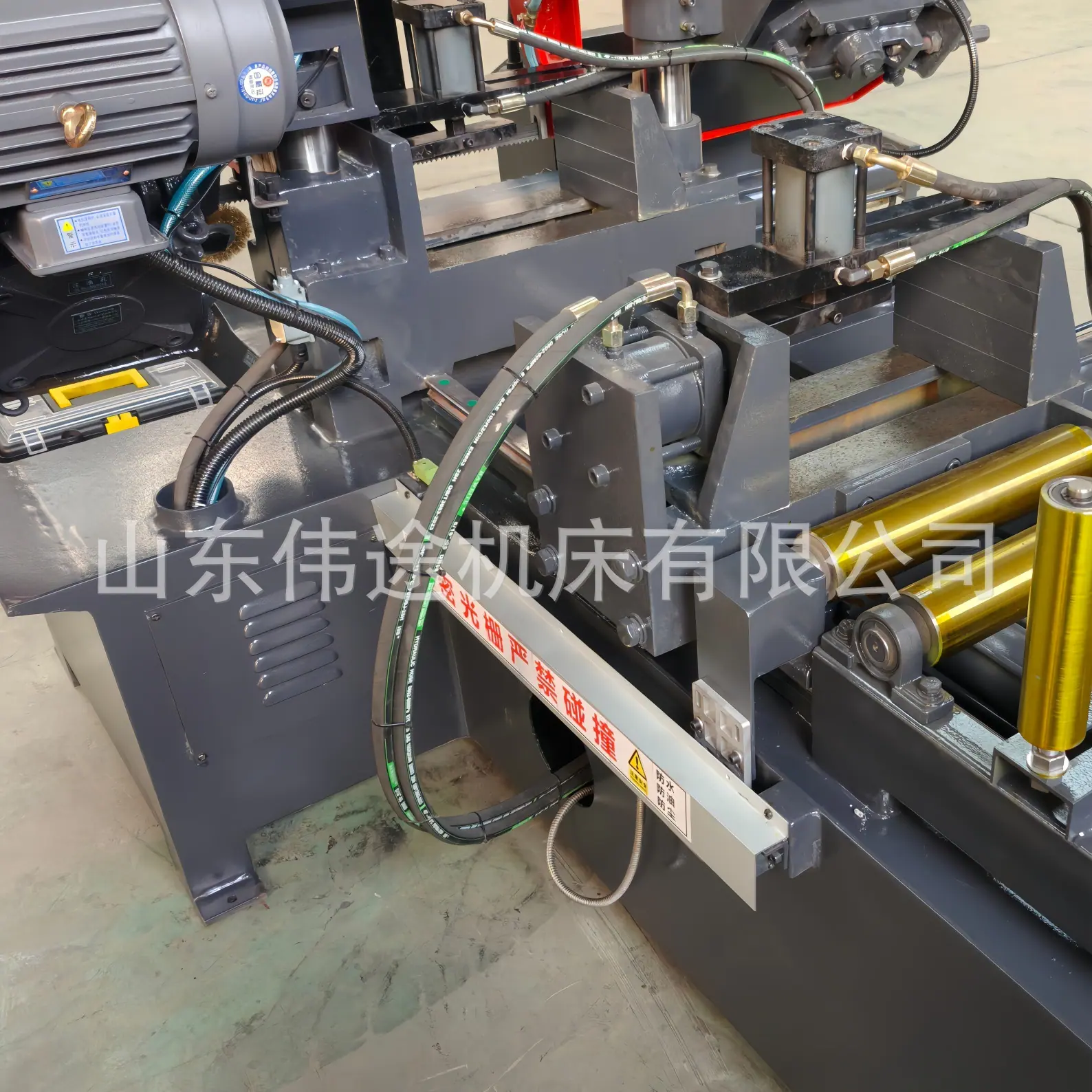 GB4230数控锯床6