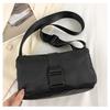 Bolso de axila texturizado de tela de nailon estilo coreano para mujer 2022 nuevo bolso cuadrado pequeño simple para ir al trabajo moda otoño e invierno bolso de hombro
