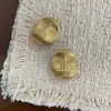 Nuevos Pendientes Ovalados Irregulares Cepillados para Otoño e Invierno con un Diseño de Nicho de Lujo Ligero, Sensación de Alta Gama y Elegancia Simple