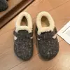 Otoño/Invierno 2026 Nueva Moda Versátil Estilo Coreano Zapatos Peludos Cálidos para Exteriores Zapatos de Algodón Suela Gruesa Zapatos de Algodón Birkenstock para Mujer