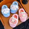 Novas pantufas de algodão infantis para outono e inverno, design fofo de desenho animado para meninos e meninas, pantufas de interior para bebês e crianças pequenas
