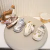 Sapatos casuais infantis, antiderrapantes, novo modelo outono 2026, tênis esportivos para meninas, com luzes, tênis versáteis para bebês e meninos