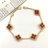 Pulseira Italiana Nova de Trevo de Quatro Folhas Escovada com Cinco Flores para Mulheres, Estilo Palácio Retrô Luxo Acessível Moda Joias de Alta Qualidade