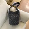 2025 Nova Bolsa Acolchoada de Outono e Inverno Feminina de Grande Capacidade Bolsa Tote Mais Fácil de Combinar Bolsa de Ombro Bolsa Transversal para Deslocamento Diário
