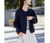Jaqueta Color-Blocking Tendência Falsa de Duas Peças Outono 2025 Nova Moda Gola Redonda Jaqueta Cardigã Estilo Baseball Retrô