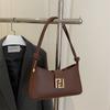 Bolsa de Axila Simples Popular Deste Ano para Mulheres 2025 Nova Bolsa de Ombro de Verão Nova Bolsa de Mão Crescente Estilo Ocidental Transversal