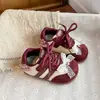 Nova Chegada de Outono Sapatos Retro Cortez para Meninas Laço de Cadarço Sapatos para Bebês Andadores Sapatos Esportivos Infantis Macios com Solado Antiderrapante