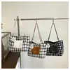 Bolso de Hombro de Gran Capacidad para Mujer Primavera y Verano 2025 Nuevo Bolso de Lona a Cuadros Versátil Niche Fashion Bolso Satchel Tote