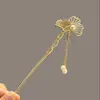 Horquillas Exquisitas Estilo Antiguo al por Mayor, Horquillas de Flor de Magnolia, Accesorios para el Cabello con Borlas, Horquillas de Forma de U de Alta Gama