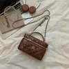 Bolsa de Luxo Fashion Versátil 2026 Nova Pequena Estilo Chanel Acolchoada com Diamantes Bolsa de Corrente Feminina Mini Bolsa de Ombro Transversal