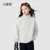 Fábrica de Ropa Infantil Xiaofei Nueva Colección Invierno 2026: Ropa exterior holgada para niñas, top de felpa casual para niños mayores