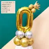 La ceremonia del primer cumpleaños se organiza con globos digitales de película de aluminio de 32 pulgadas para expresar la fiesta de cumpleaños y se solicitan globos decorativos en el camino de la boda.