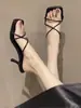 Sandalias Plateadas de Gama Alta de Nicho Francés para Usar en Exteriores, Sandalias de Tacón Alto para Mujer 'Gentle Fairy' Verano 2025