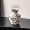 Porcelana Azul y Blanca de Jingdezhen Estilo Chino Retro para Entrada Cerámica de Gama Alta Florero Decoración para Arreglos Florales en Casa Exhibición