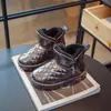 Botas de Nieve Cálidas para Niños 2024 Invierno Nuevas Clásicas Cubiertas de Cuero Botas Grandes de Algodón para Nieve para Niños y Niñas
