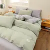 Juego de cuatro piezas de algodón 100% lavado de alta calidad, juego de tres piezas de algodón 100% teñido en hilo para estudiantes universitarios, sábana, funda de edredón, ropa de cama