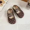 Sapatos de Princesa com Bolinhas Retrô para Meninas 2026 Primavera e Outono Novos Sapatos de Couro Macios para Crianças Sapatos de Bebê para Combinar com Saias Sapatilhas Versáteis