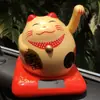 2018 Gato da Sorte Solar Boneca Enfeites de Carro Desenho Animado Acenando Gato de Bênção Decoração de Carro Primeira Geração de Cabelo
