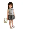 Conjunto Doce de Verão para Bebê Coreano 2026 Novo Estilo Conjunto de Top Colete com Laço e Saia Floral Xadrez para Meninas