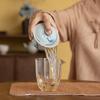 Juego de té de kung fu con dos tazas de bambú azul y blanco pintado a mano en gris antiguo, juego de té chino para el hogar