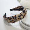 Venda Quente Transfronteiriça Europeia e Americana de Aba Larga Simples Tecido Estampa de Leopardo Estilo Nó Moderno Tecido Facial Feminino Aro de Cabelo