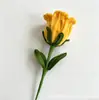 Flor de pelúcia acabada rosa com haste torcida haste única buquê de Dia dos Namorados, perfeito como presente de feriado para uma namorada
