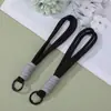 Lanyard para teléfono macaron de doble capa con bloques de color, cuerda tejida de color dopamina, accesorio para llaves y teléfono, correa de muñeca anticaída