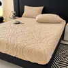 Juego de Sábana Bajera Ajustable de Tafetán Jacquard Terciopelo Transfronterizo Ropa de Cama Juego de Tres Piezas Calidez de Lana Venta Directa al Por Mayor de Comercio Exterior Comercio Electrónico