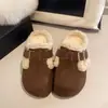 Chinelo Feminino 2026 Novo Inverno Pelúcia Estilo Birkenstock Solado Grosso Salto Escondido Bico Fechado