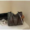 Bolsa Grande Feminina Grande Capacidade 2025 Nova Retrô Estudante Universitário Aula Bolsa de Ombro Personalizada Bolsa Tote para Comutador de Braço