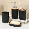 Conjunto de Banheiro 4 Peças Estilo Nórdico Preto Puro e Branco Puro, Estoque Pronto para Exportação, Porta-Sabonete, Porta-Escova de Dentes, Conjunto de Vaso Sanitário com Escova 6 Peças, Armazenamento Minimalista