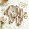 Conjunto para Niños Guapos 2026 Nuevo Comercio Exterior Sudadera con Capucha Cuello Redondo Pantalones Deportivos Ropa Urbana Fresca Conjunto Deportivo de Dos Piezas