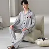 Algodão PuroPijama Masculino de Manga Longa com Gola Reversível, Conjunto de Pijama Listrado Outono para Jovens com Desenho Animado, Corte Amplo