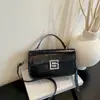 Moda 2026 Nova Bolsa de Ombro Único Retro para Axila para Mulheres, Bolsa Quadrada Pequena de Primavera e Verão, Bolsa Transversal Casual Estilosa para o Dia a Dia