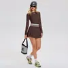 Conjunto Esportivo Caijue para Mulheres, Corte Slim, Top de Yoga de Secagem Rápida, Conjunto de Duas Peças com Saia de Badminton para Fitness de Manga Longa