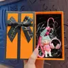 Llavero de Chica de Cabello Largo y Ondulado Creativo de Dibujos Animados Lindo Exquisito Adorno para Correa de Teléfono Colgante de Bolso Pequeño Regalo