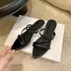 Sandalias de Verano 2026 Estilo Nuevo Estilo Francés Elegantes Puntera Puntiaguda Redonda Punta Abierta Correa Fina Tacón Bajo, Modernas y Versátiles para Ropa de Verano al Aire Libre para Mujer