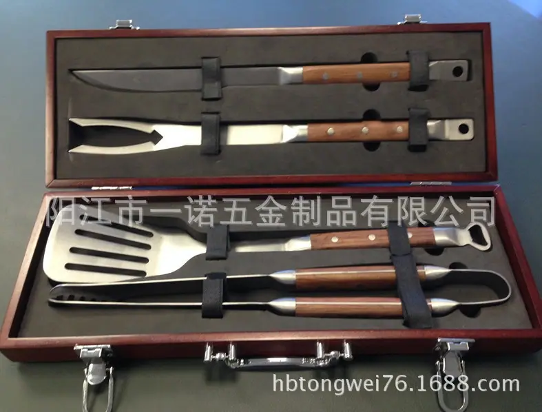 P-011IZ高档烧烤工具BBQ钢头烤具刀叉夹铲201408