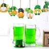 Calle transfronteriza. Adorno colgante enano para el Día de San Patricio, decoración para fiesta con temática de trébol irlandés