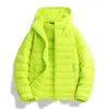 2026 nueva chaqueta de plumón 90 versátil ligera chaqueta de plumón pareja clásica con capucha chaqueta de plumón plumón de pato blanco cálida