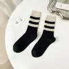 Calcetines Rayados de Otoño e Invierno para Mujer, Calcetines Gruesos de Caña Media Cálidos, Calcetines Slouch Versátiles Anti-Olor, Calcetines Deportivos de Estudiante Modernos Estilo Japonés