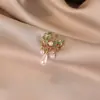 Broche Personalizado Estilo Nuevo 2026 con Acabado de Alta Gama para Mujer, Pin de Diseño de Nicho Lujoso Ligero, Accesorio para Ropa, Broche de Mariposa Floral