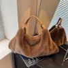 Bolsa de Pelúcia Transfronteiriça Feminina 2026 Outono Novo Estilo Moda Versão Coreana Nicho Bolsa de Mão Peluda Ombro Único Transversal