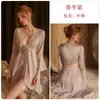 Ropa de Dormir Sexy tipo Rosa con Encaje Profundo y Cordones Mangas de Campana Dulces con Almohadillas en el Pecho Conjunto de Satén para Mujer 1713