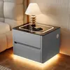 Mesita de noche inteligente para dormitorio del hogar, nuevo modelo 2026, lujo ligero con sensación de alta gama, gabinete popular de madera maciza con carga inalámbrica para dormitorio principal