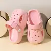 Zuecos de Eva para Niños de Verano Suela Blanda Antideslizante Niños y Niñas Lindos Zapatos de Playa Sandalias y Pantuflas para Bebé Baotou