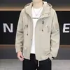 Jaqueta da moda estilo coreano ins para homens, nova jaqueta corta-vento versátil casual de caimento solto para primavera e outono, jaqueta de montanhismo