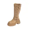 Botas altas de ante para montar, con plataforma gruesa, adelgazantes y que aumentan la altura, para mujer, nueva colección otoño/invierno 2026, con hebilla de cinturón y estilo motero, de caña larga